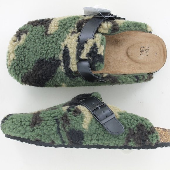 Time and Tru Shoes - New Time & Tru Buckled Camo Sherpa Clog - Size 8